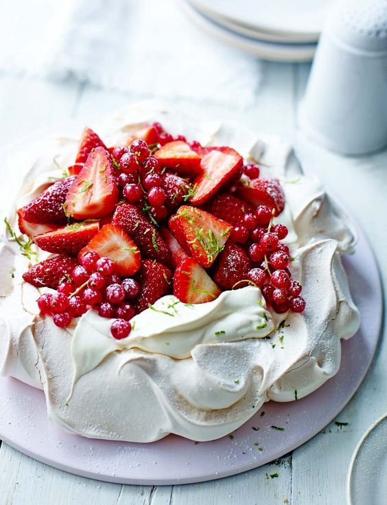 Strawberry Daiquiri pavlova.jpg